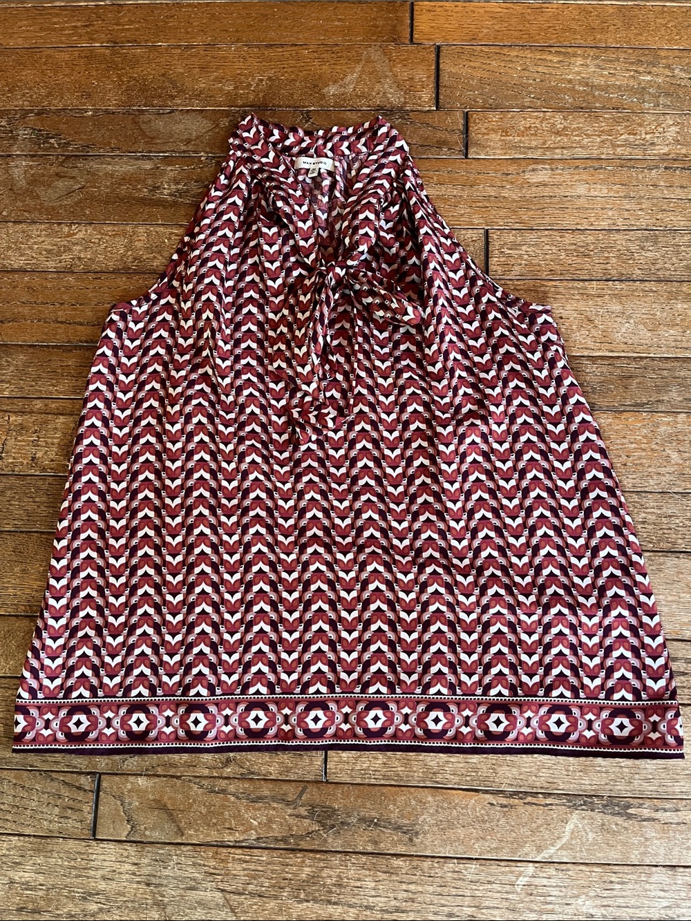 Max Studio Sleeveless Chevron & Geometric Print Tank in Burgundy and White